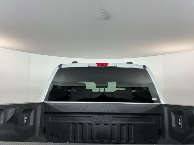 Certified 2025 Ford F350 Lariat w/ Black Appearance Package AWD/4WD image 10