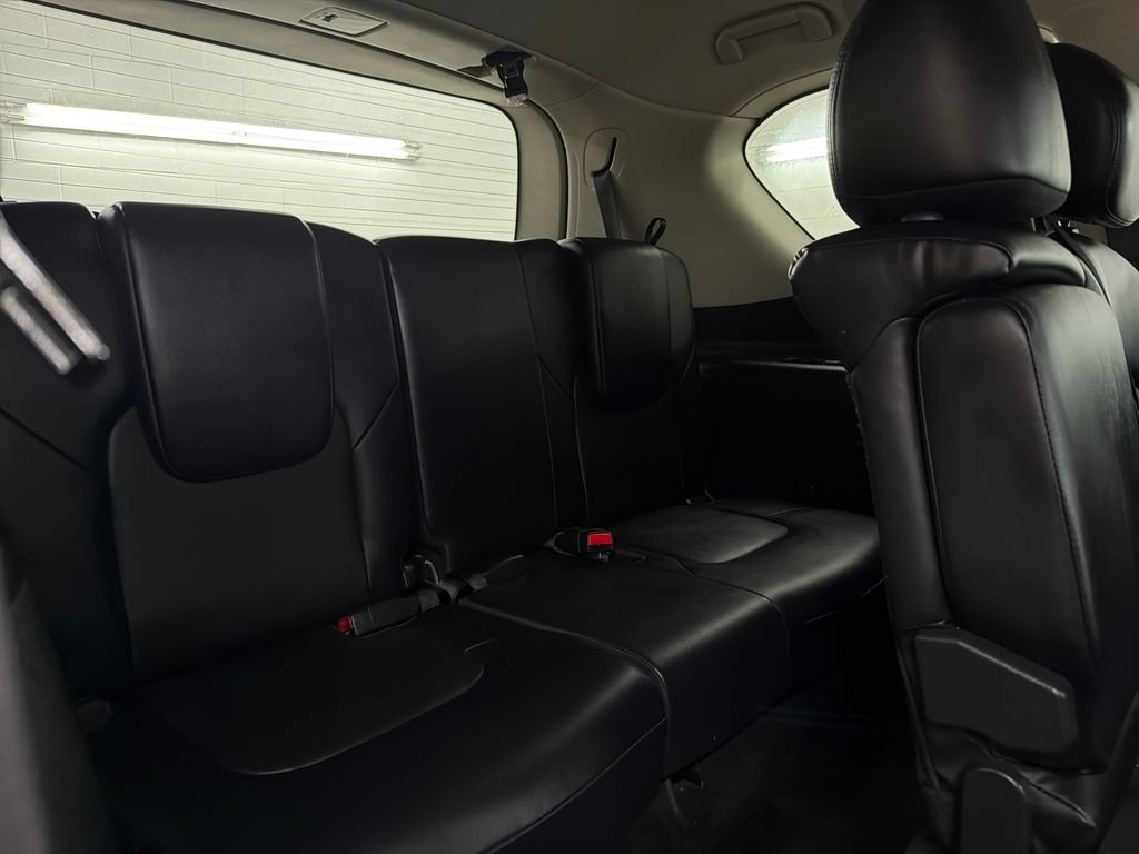 Used 2024 Nissan Armada SV RWD image 31