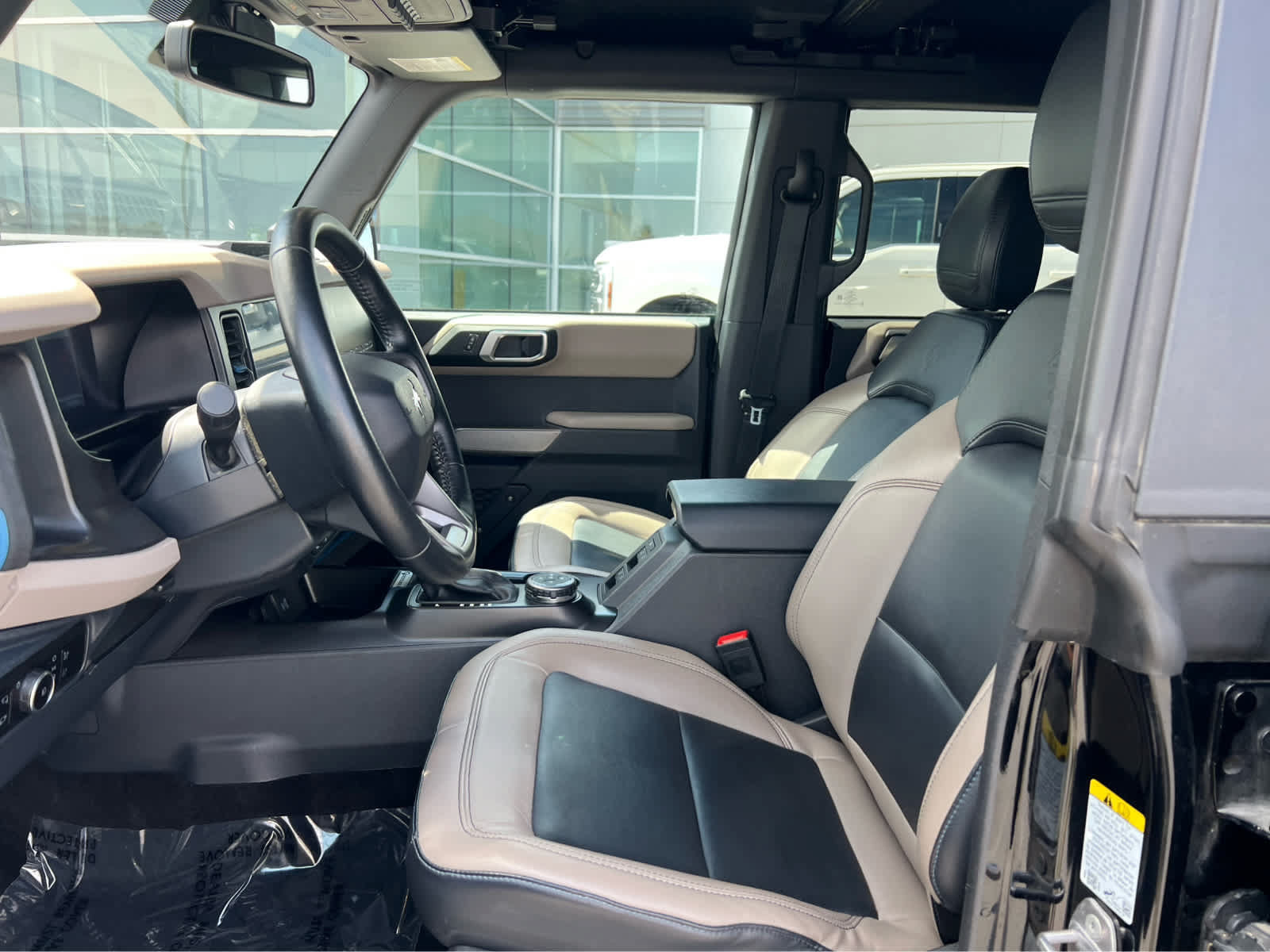 Certified 2023 Ford Bronco Wildtrak AWD/4WD image 27