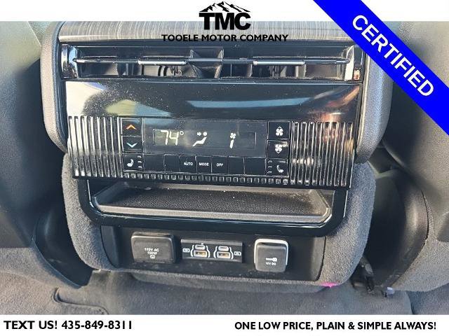 Used 2023 Jeep Wagoneer L Series III w/ Premium Group I image 17