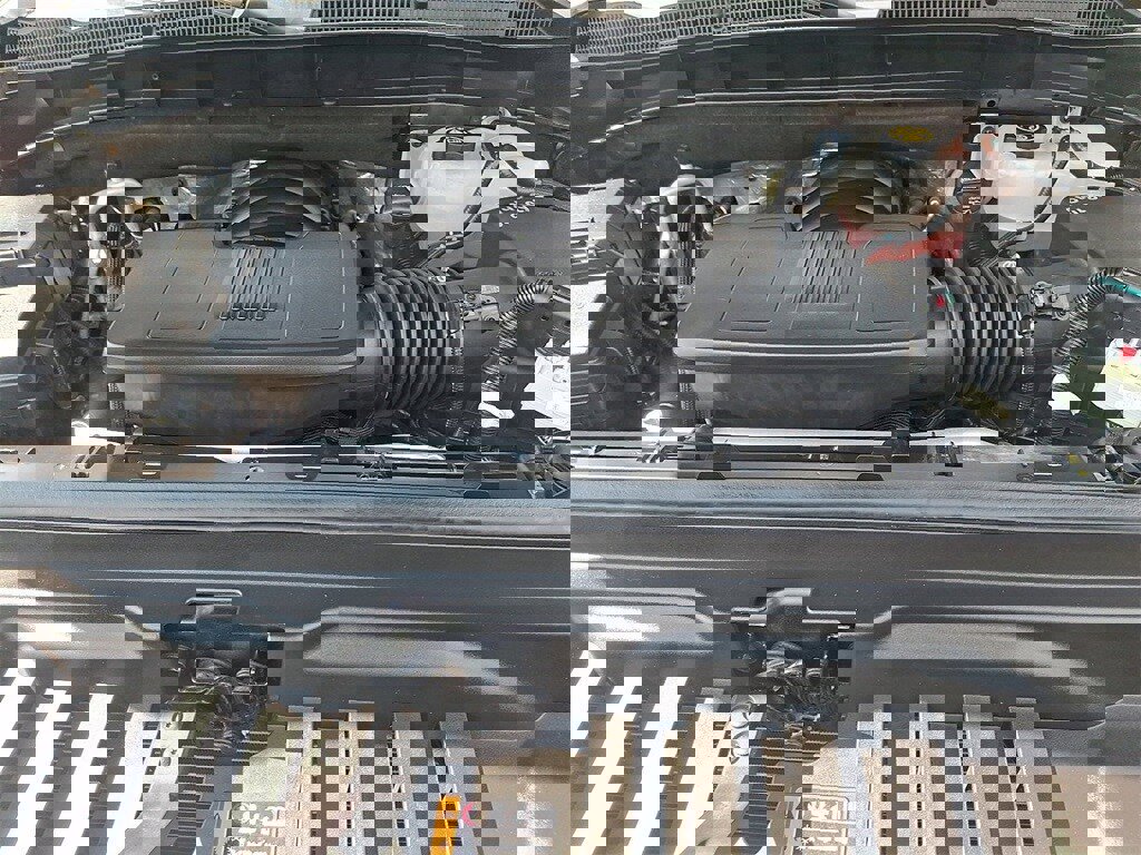 Used 2023 GMC Sierra 1500 SLT w/ SLT Premium Plus Package image 29