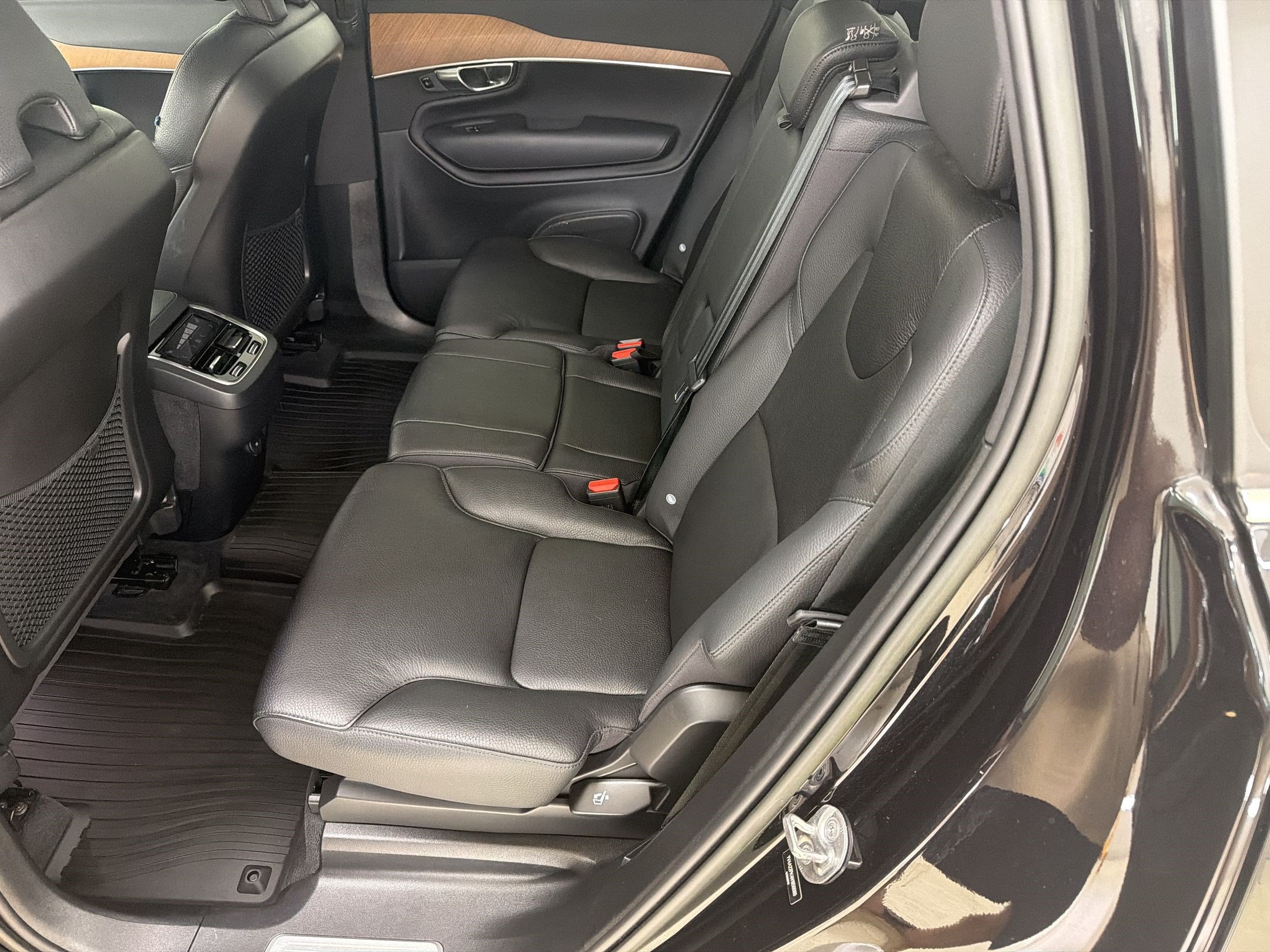 Used 2022 Volvo XC90 T6 Momentum w/ Advanced Package AWD/4WD image 20