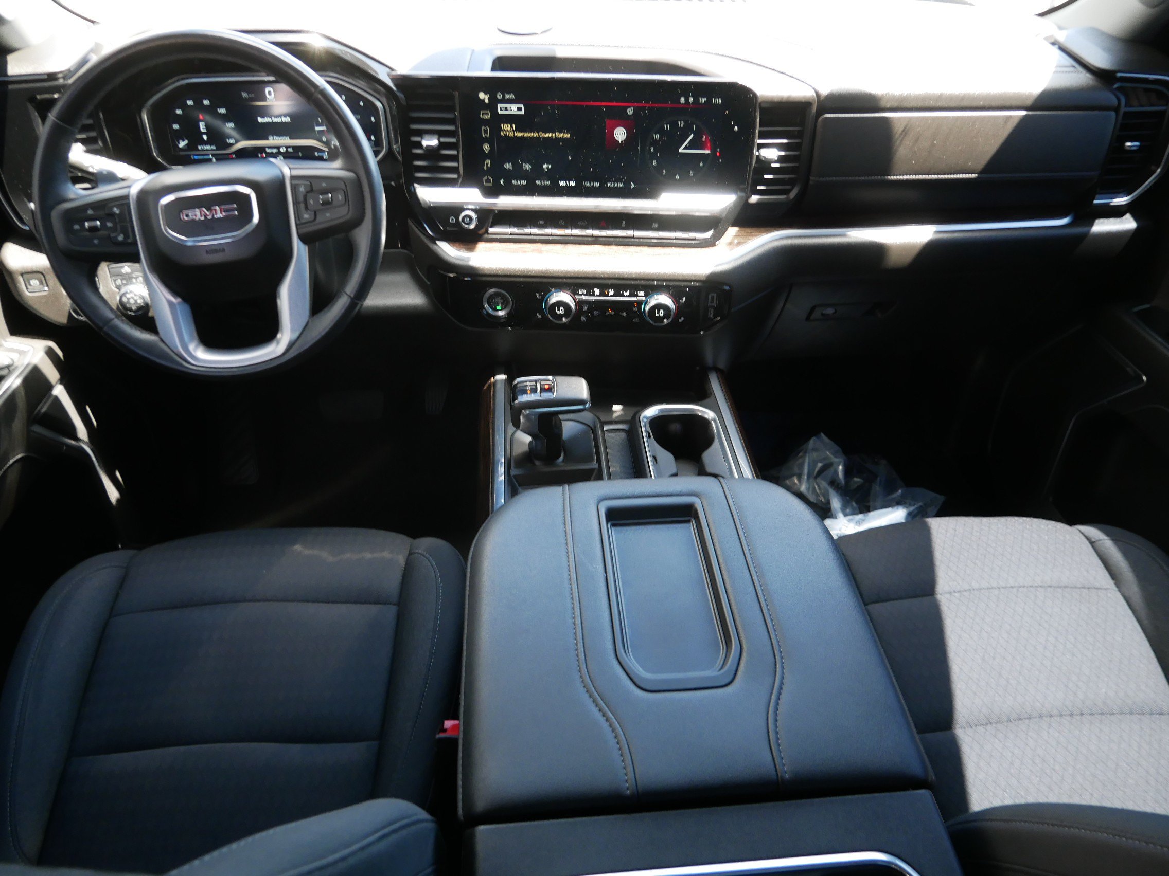 Used 2022 GMC Sierra 1500 Elevation AWD/4WD image 8