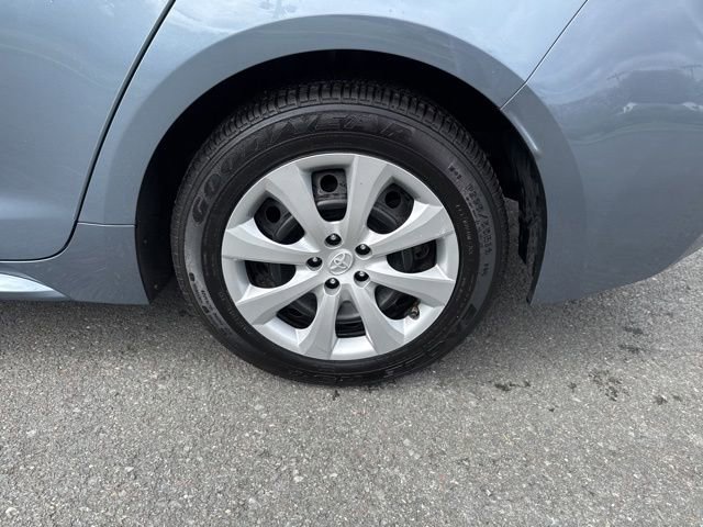 Used 2020 Toyota Corolla LE FWD image 10