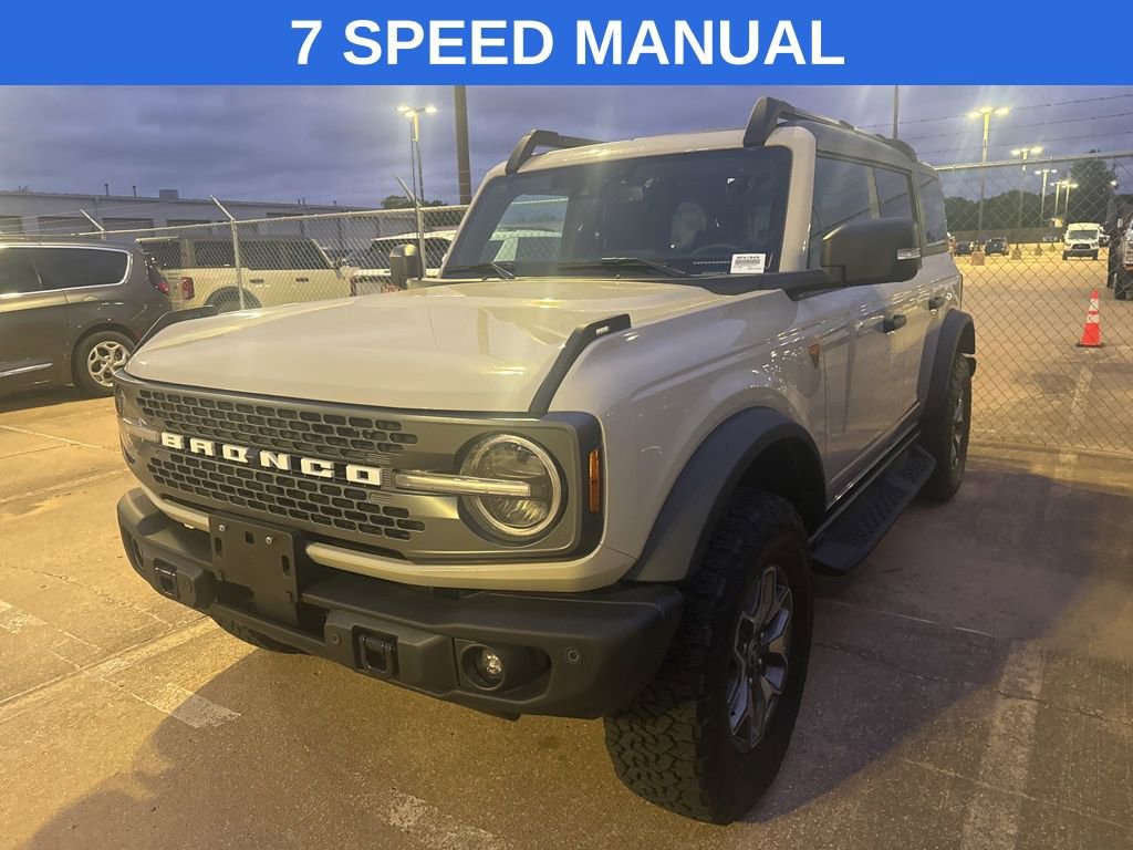 Certified 2025 Ford Bronco Badlands AWD/4WD image 4