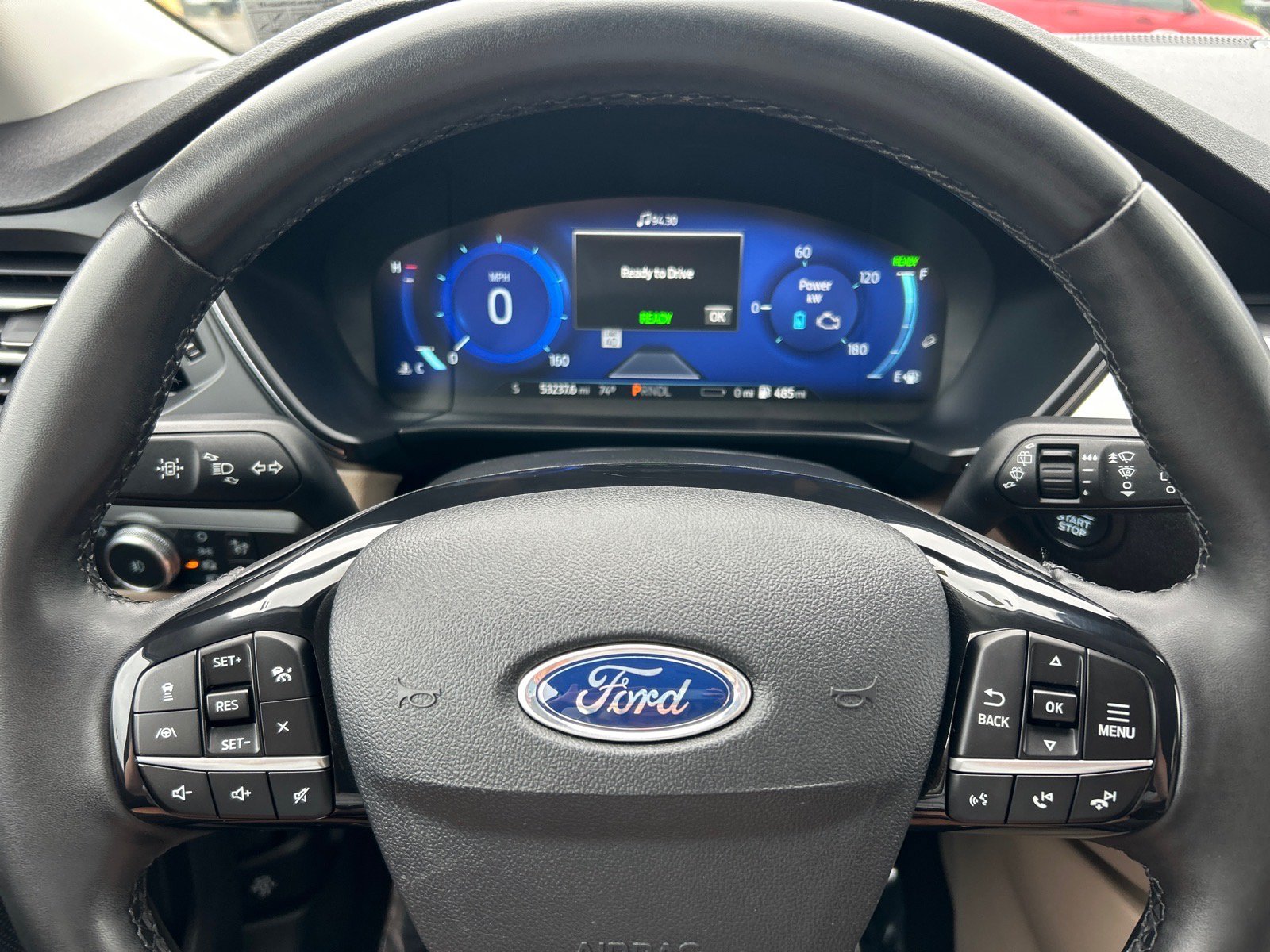 Certified 2021 Ford Escape Titanium w/ Class II Trailer Tow Package FWD image 23