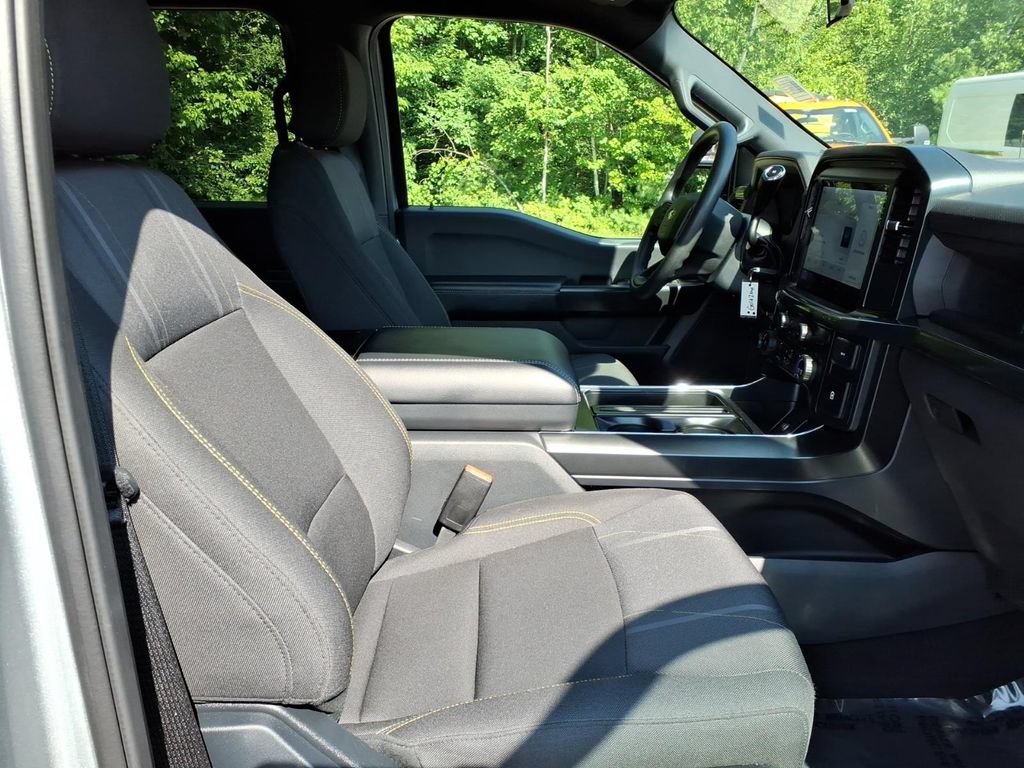 Certified 2025 Ford F150 STX w/ Equipment Group 200A AWD/4WD image 14