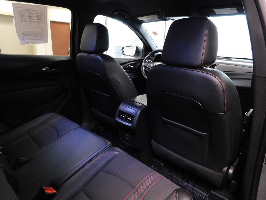 Used 2023 Chevrolet Equinox RS AWD/4WD image 40