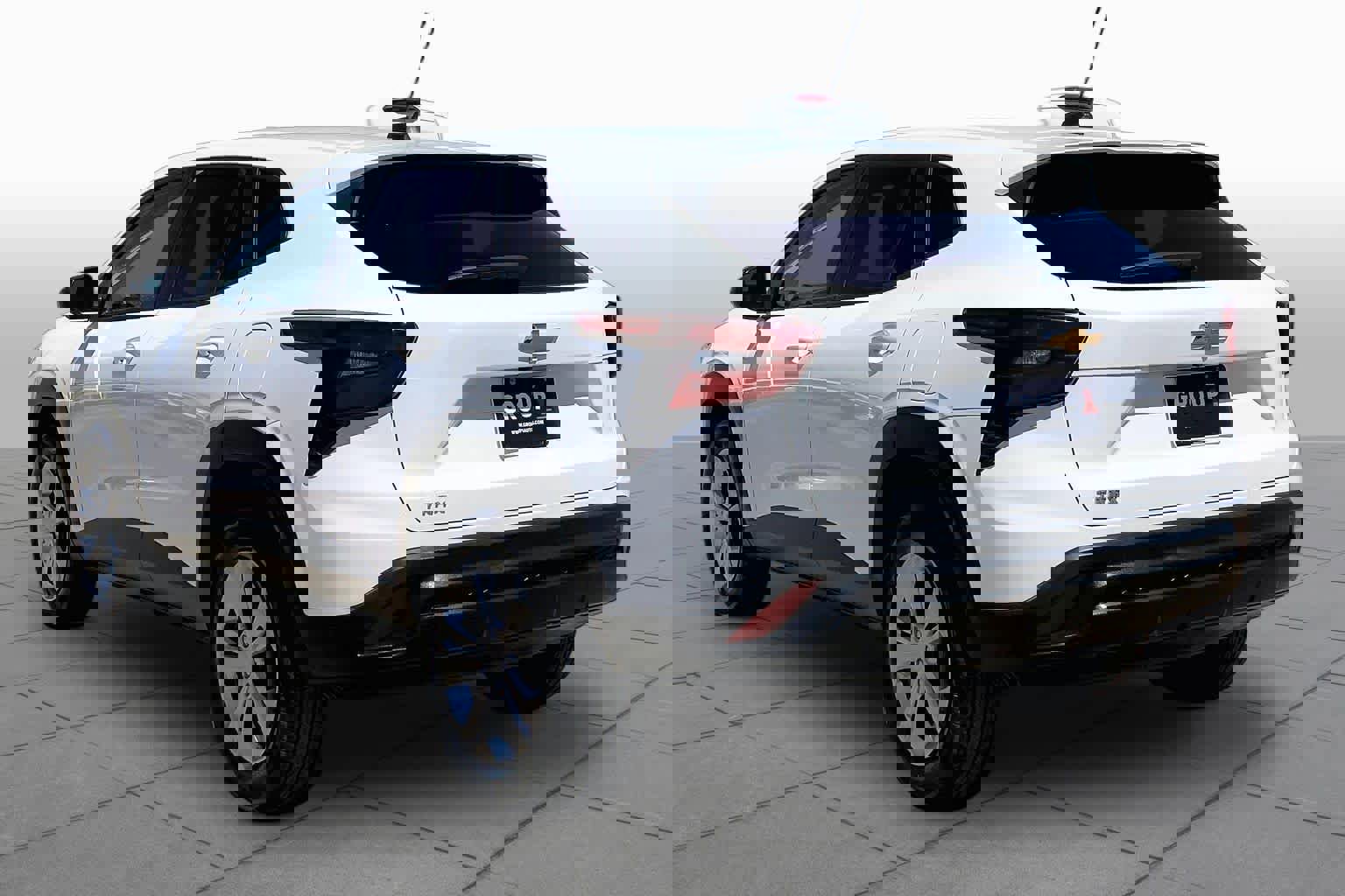 Used 2025 Chevrolet Trax LS image 4