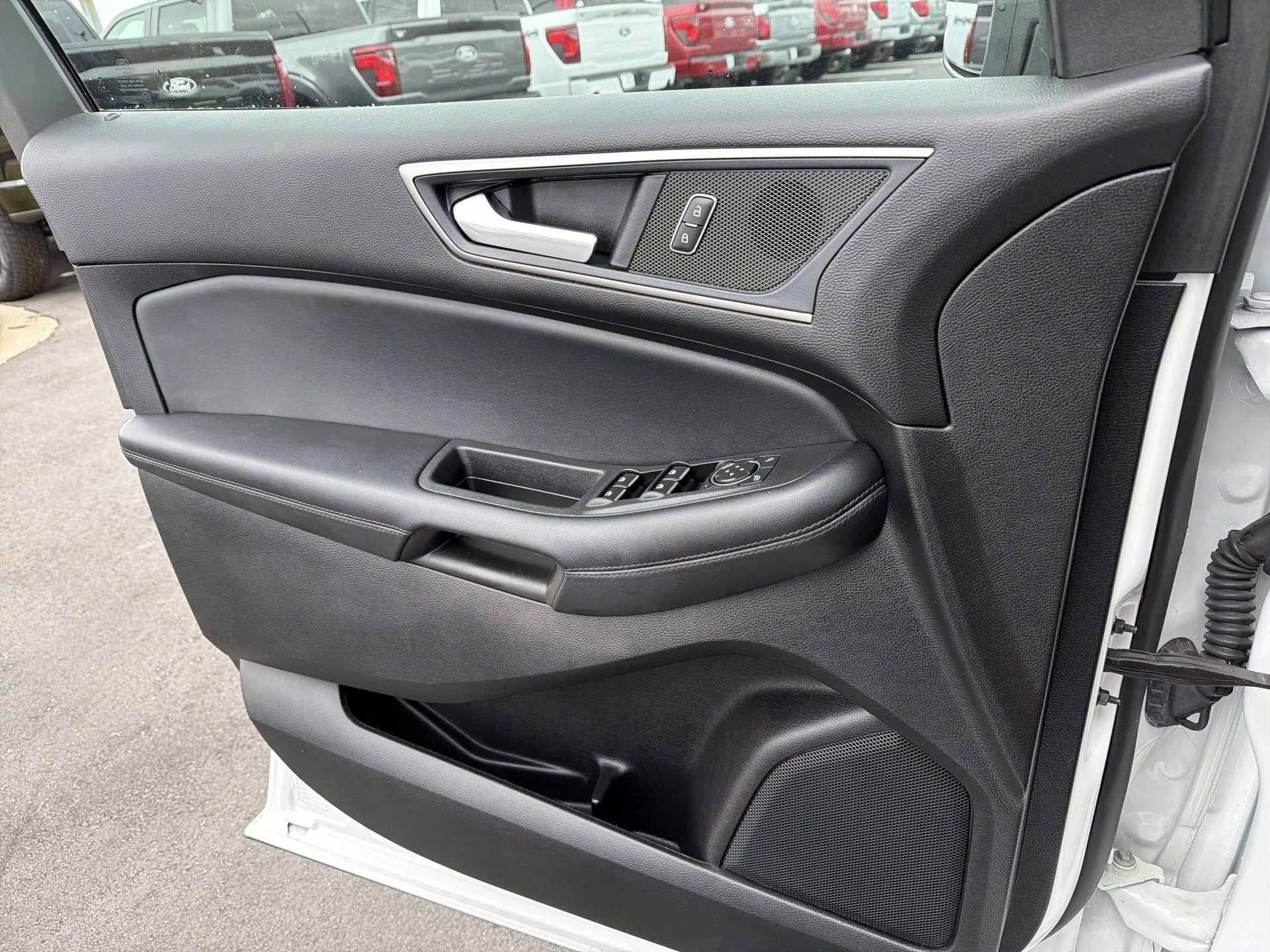 Certified 2024 Ford Edge SEL image 21