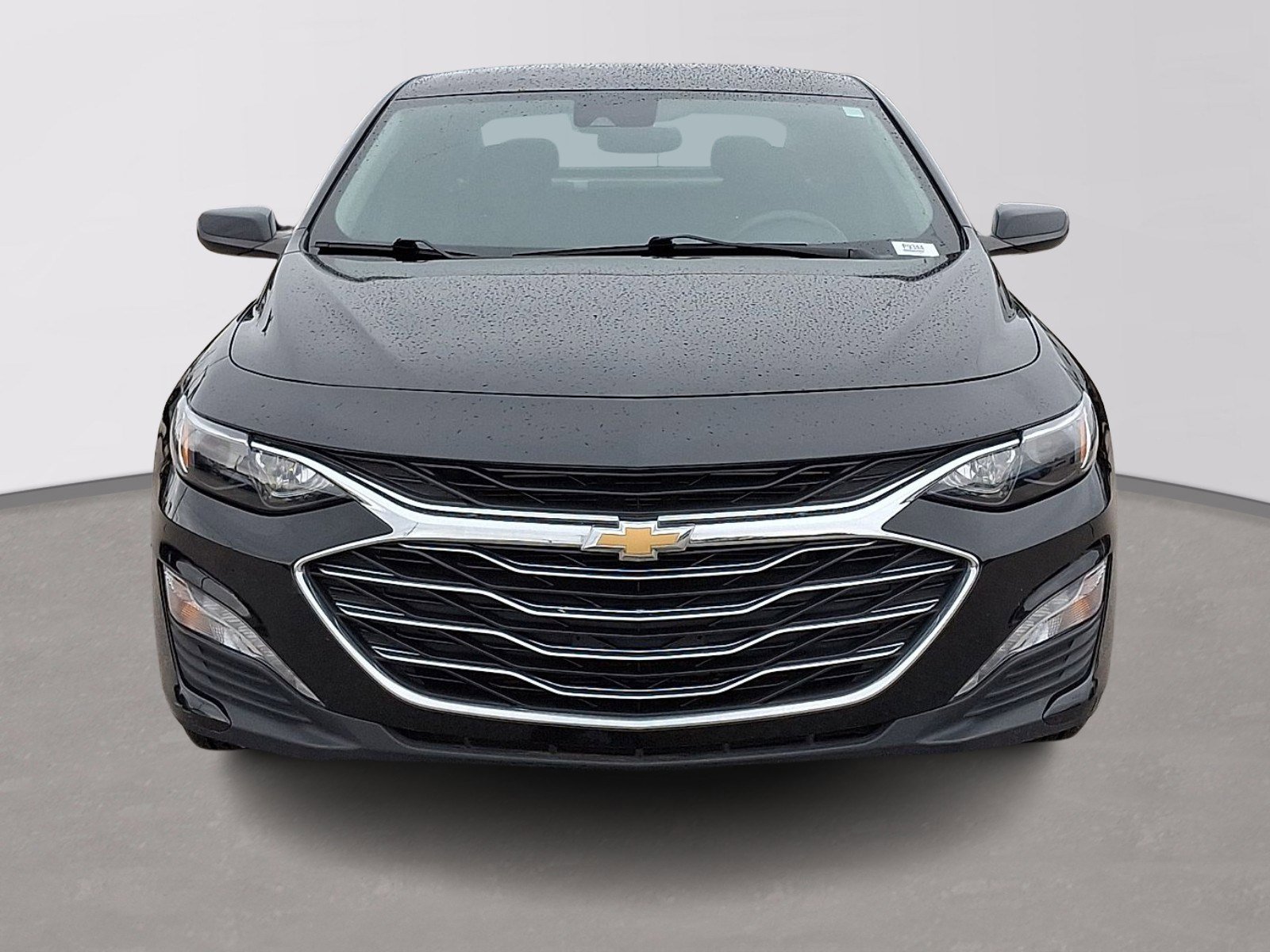 Used 2024 Chevrolet Malibu LT image 2