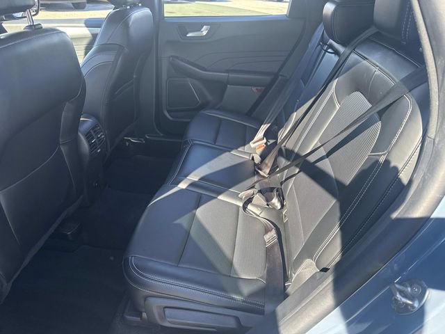 Certified 2025 Ford Escape Platinum image 19