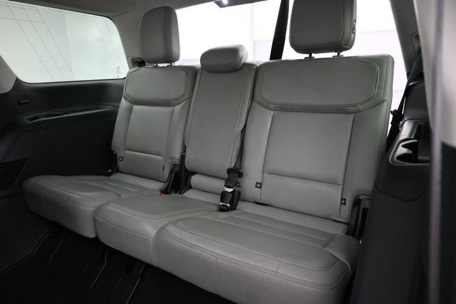 Certified 2025 Ford Expedition Active AWD/4WD image 28