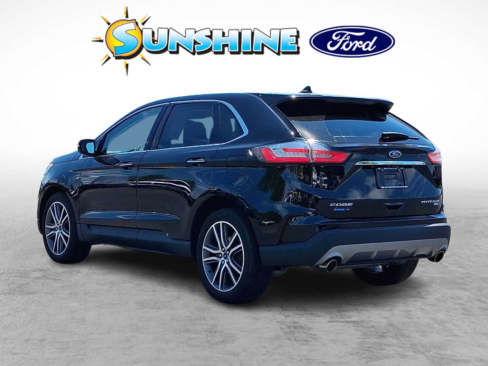 Certified 2020 Ford Edge Titanium w/ Equipment Group 301A AWD/4WD image 4