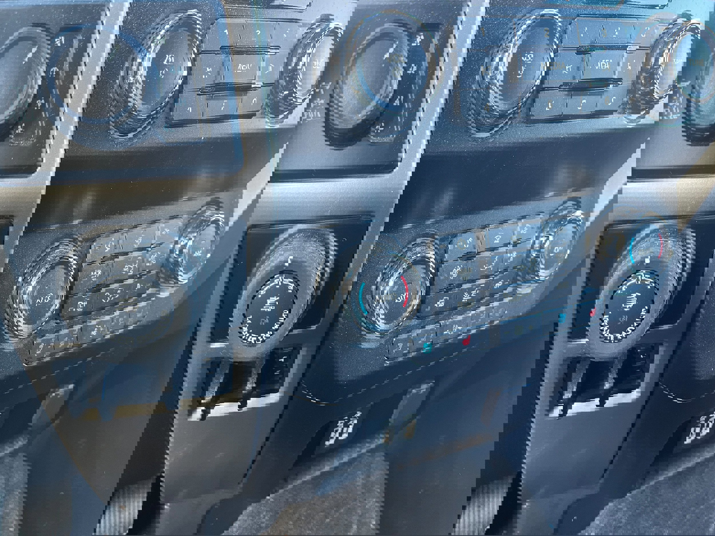 Certified 2019 Ford F150 Lariat image 20