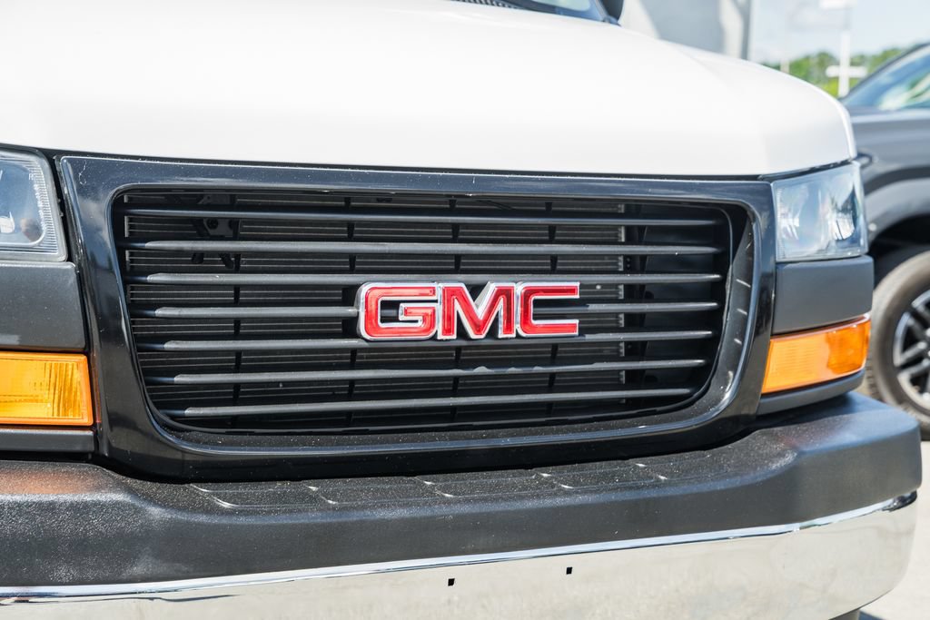 Used 2024 GMC Savana 2500 w/ Driver Convenience Package RWD image 8