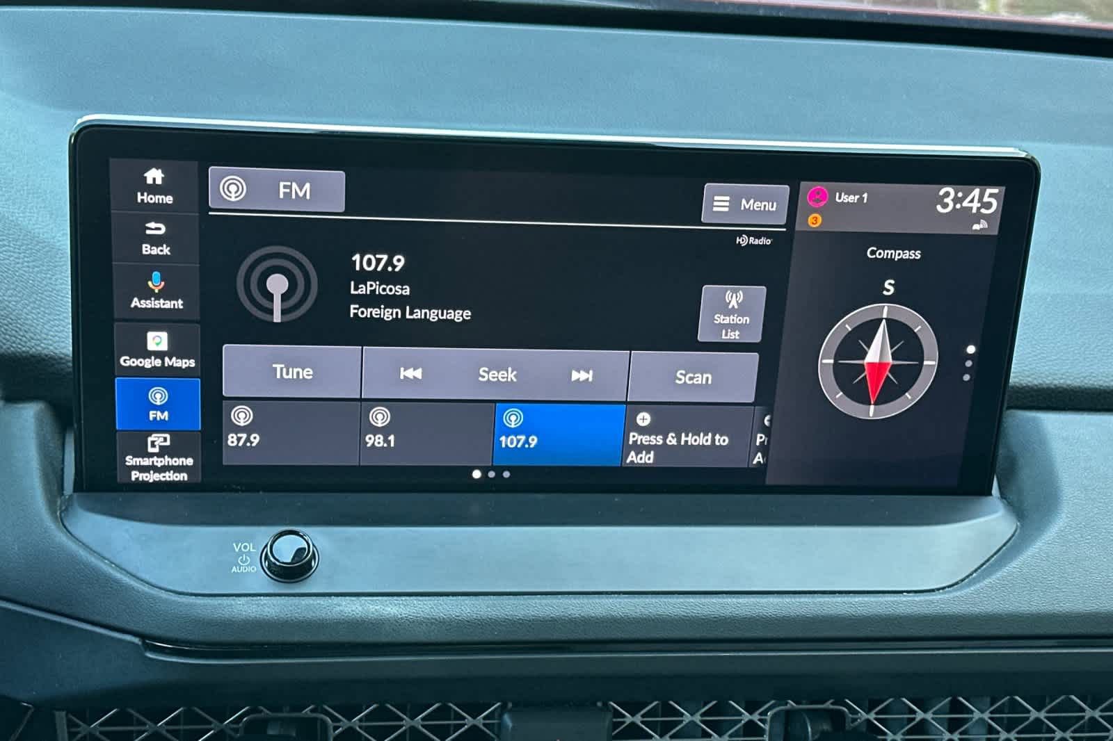 Used 2023 Honda Accord Touring image 18