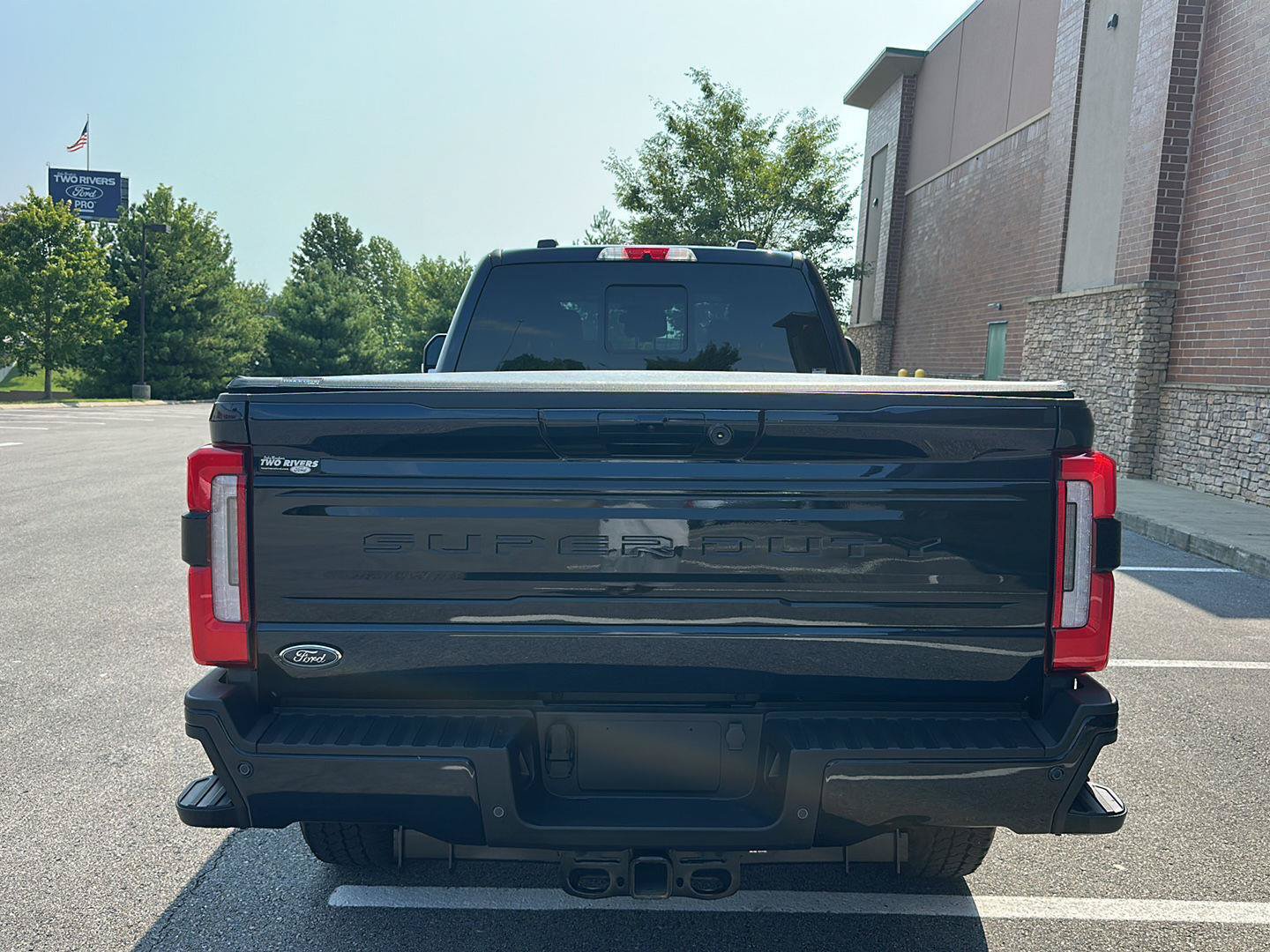 Certified 2025 Ford F350 Platinum AWD/4WD image 4