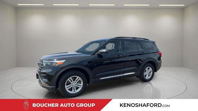 Certified 2022 Ford Explorer XLT w/ Class IV Trailer Tow Package image 2