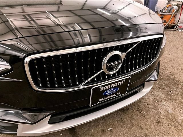Used 2018 Volvo V90 T5 Cross Country w/ Convenience Package AWD/4WD image 30