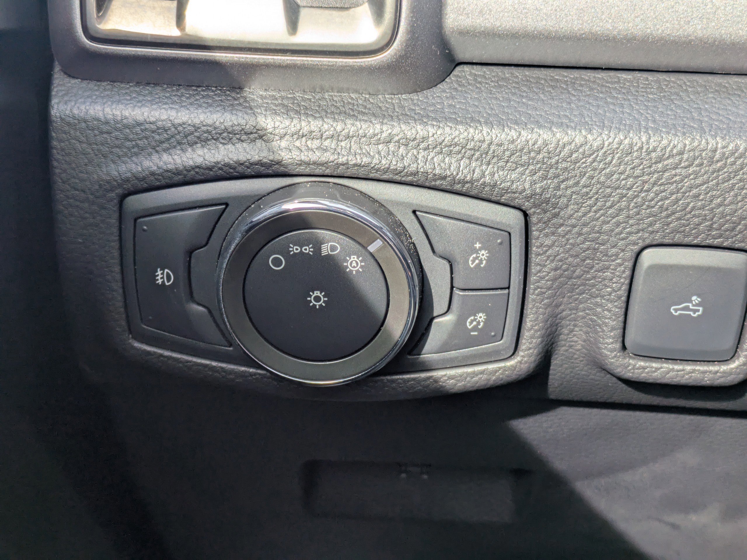 Certified 2021 Ford Ranger XLT w/ Equipment Group 301A Mid image 27