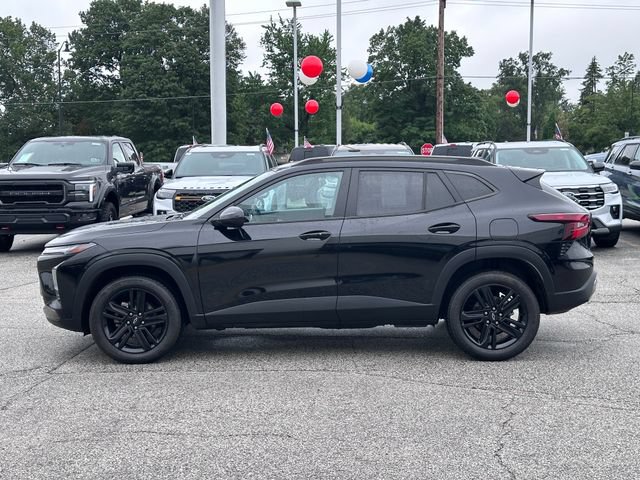 Used 2024 Chevrolet Trax ACTIV w/ Driver Confidence Package FWD image 4