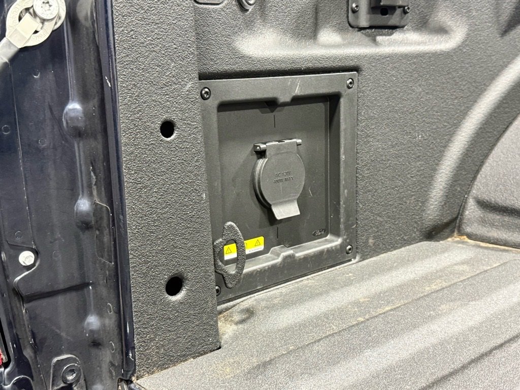 Certified 2022 Ford F150 XLT w/ Equipment Group 302A High image 17