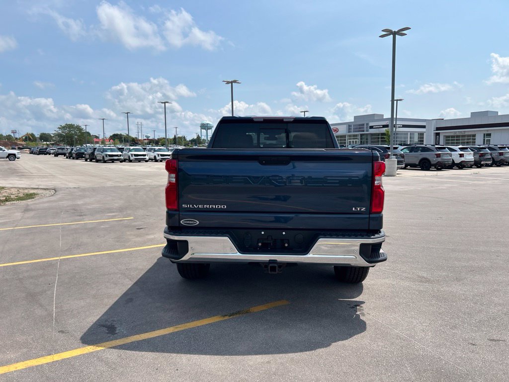 Used 2019 Chevrolet Silverado 1500 LTZ w/ LTZ Premium Package AWD/4WD image 7