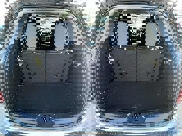 Certified 2022 Ford Explorer XLT w/ Equipment Group 202A image 16