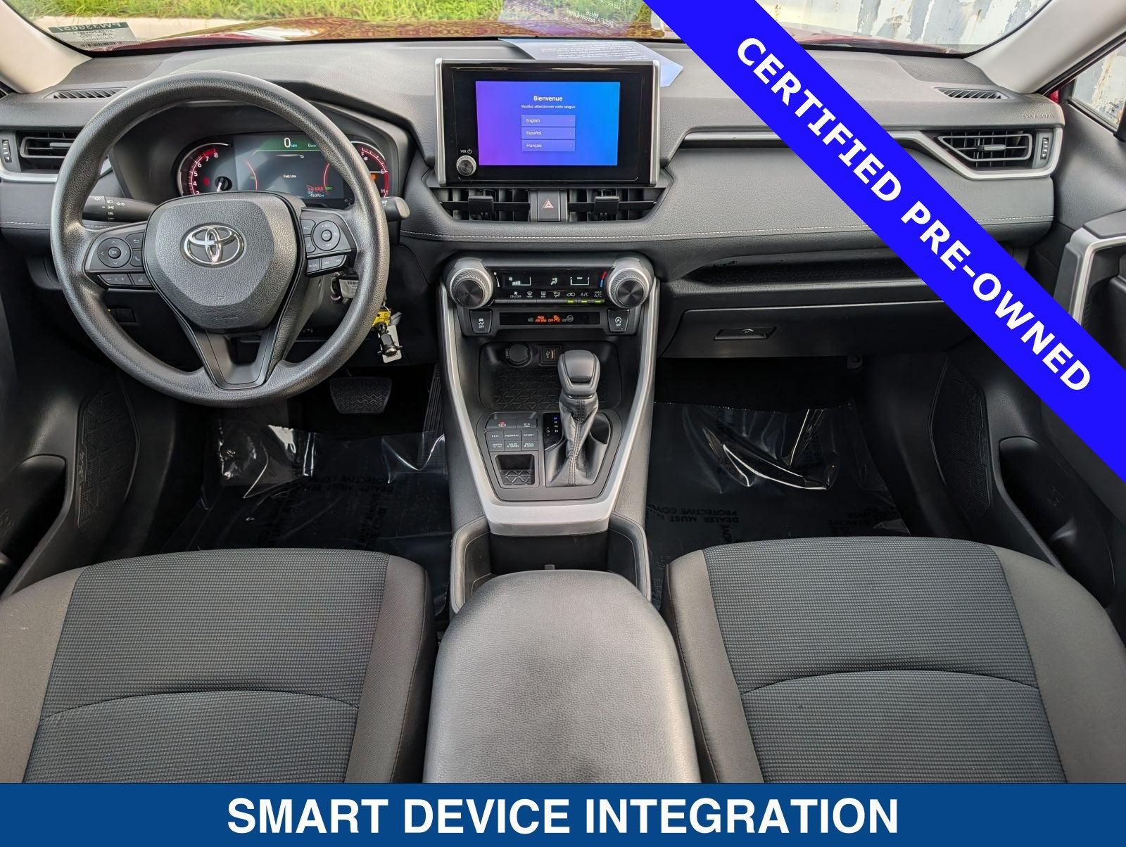 Used 2023 Toyota RAV4 LE AWD/4WD image 16