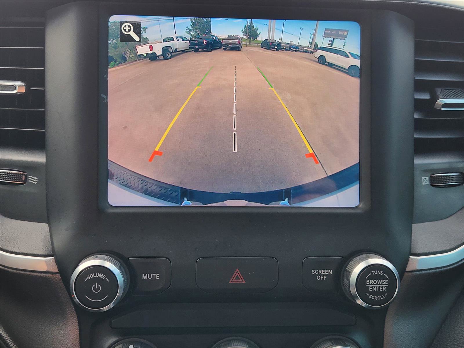 Used 2020 RAM 1500 Lone Star AWD/4WD image 14