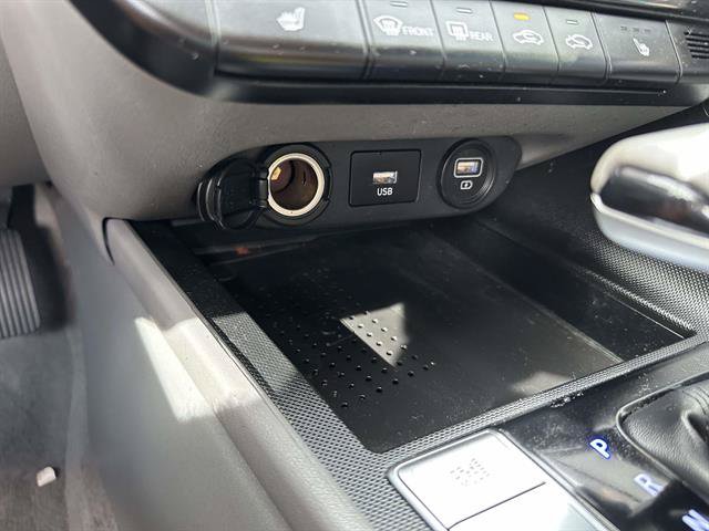 Used 2023 Hyundai Elantra SEL w/ Convenience Package FWD image 29