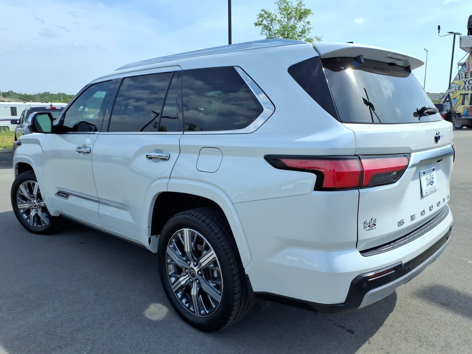 Used 2023 Toyota Sequoia Capstone AWD/4WD image 3