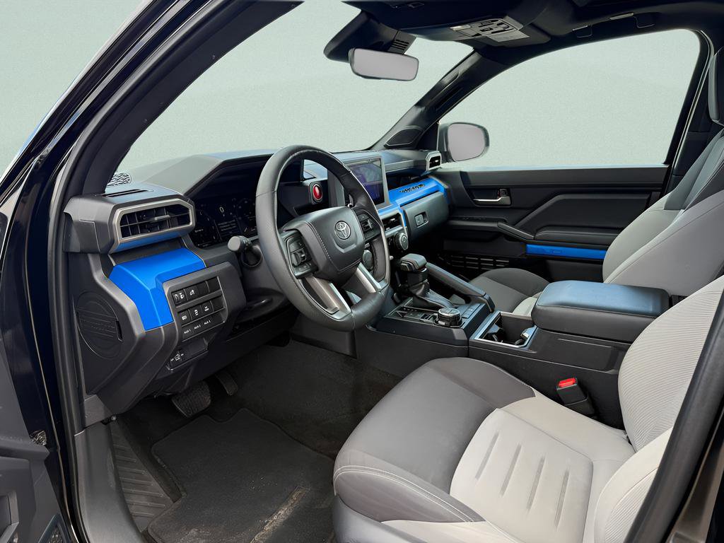 Used 2024 Toyota Tacoma TRD Off-Road AWD/4WD image 4