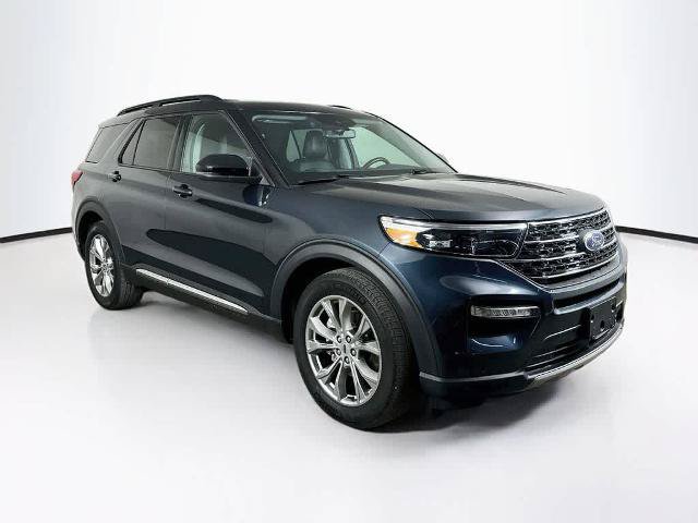 Certified 2024 Ford Explorer XLT w/ Equipment Group 202A RWD image 24
