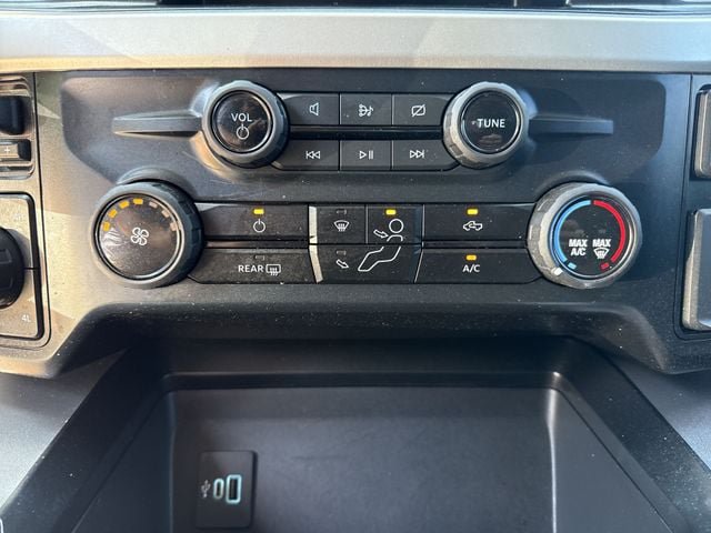 Certified 2023 Ford F250 XLT w/ FX4 Off-Road Package AWD/4WD image 17