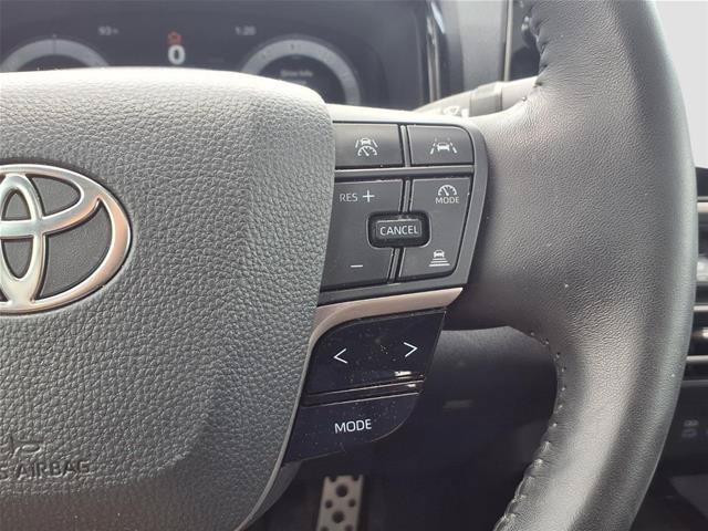 Used 2025 Toyota Camry XSE AWD/4WD image 13