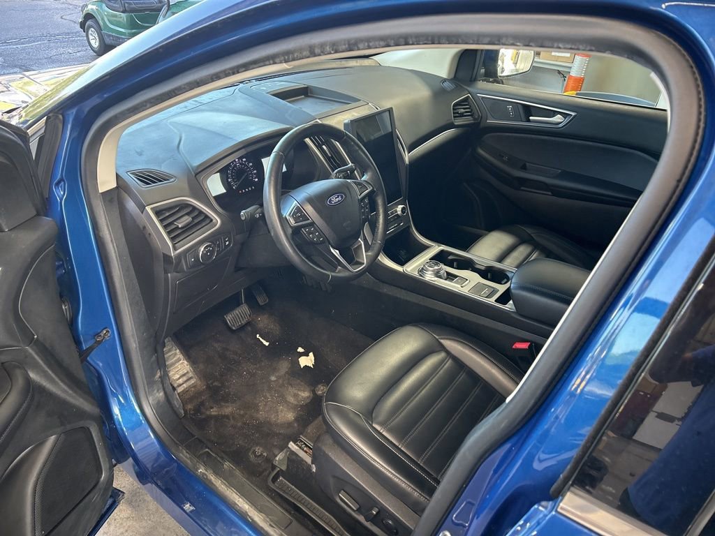 Certified 2022 Ford Edge SEL w/ Convenience Package AWD/4WD image 5