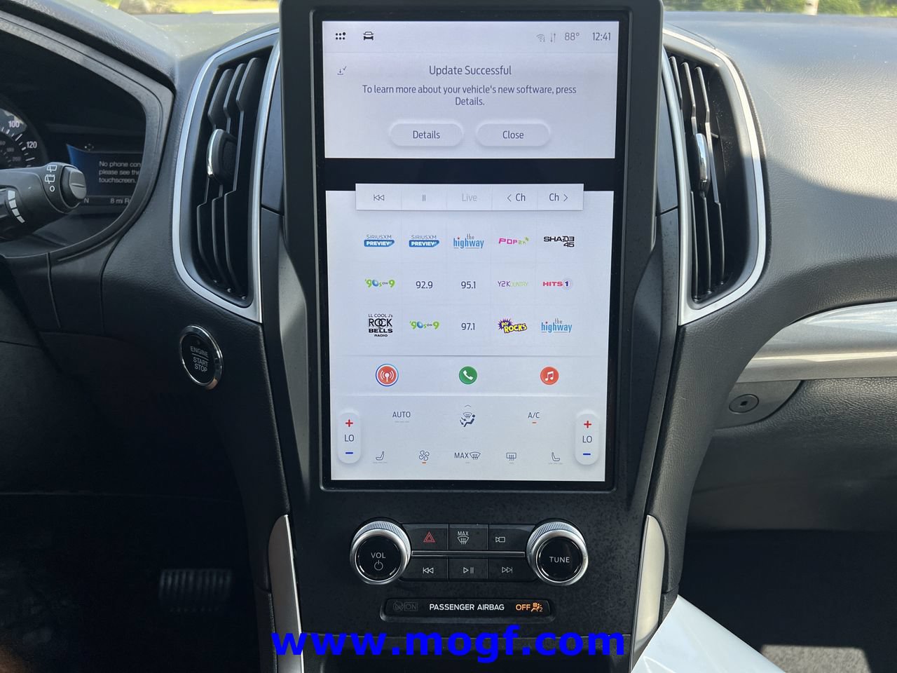 Certified 2024 Ford Edge SEL AWD/4WD image 7