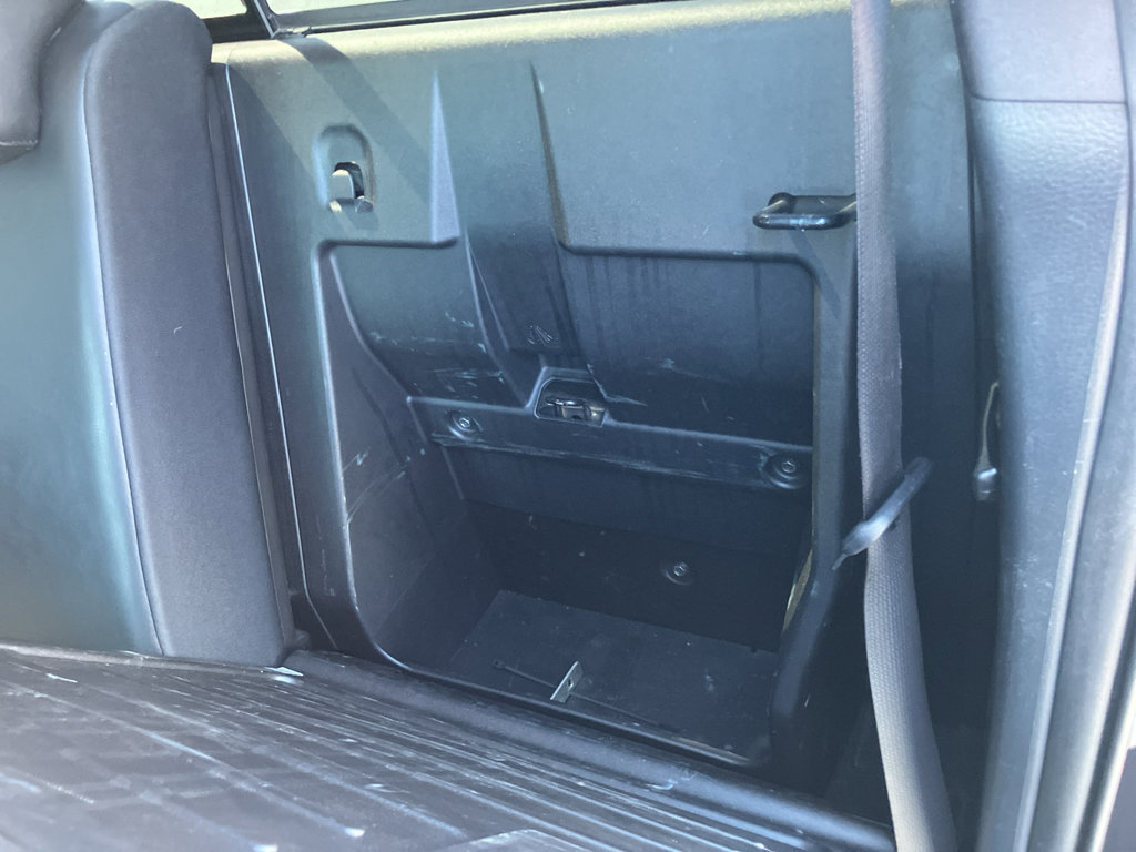 Used 2018 Toyota Tacoma TRD Sport image 29