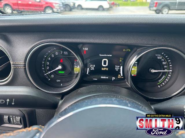 Used 2021 Jeep Wrangler Unlimited Sahara AWD/4WD image 40