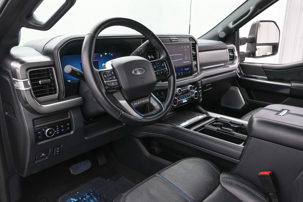 Certified 2025 Ford F250 Platinum AWD/4WD image 14