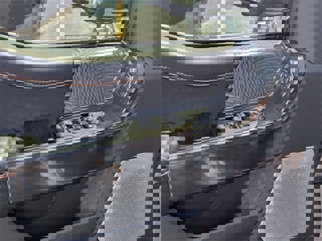 Certified 2022 Ford F150 Platinum w/ Equipment Group 701A High image 24