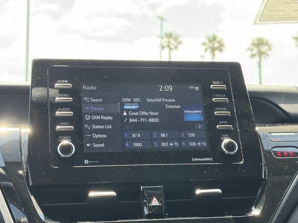 Used 2024 Toyota Camry SE FWD image 14