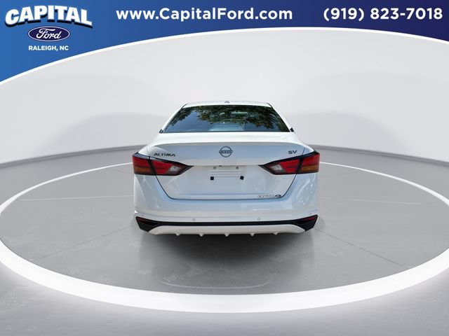 Used 2024 Nissan Altima 2.5 SV FWD image 7