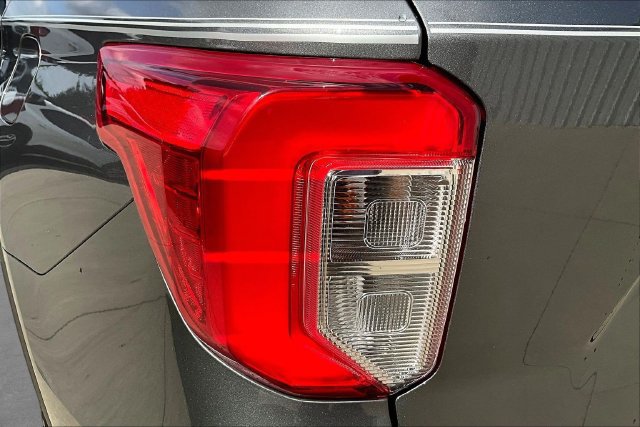Certified 2023 Ford Explorer XLT w/ Equipment Group 202A AWD/4WD image 23