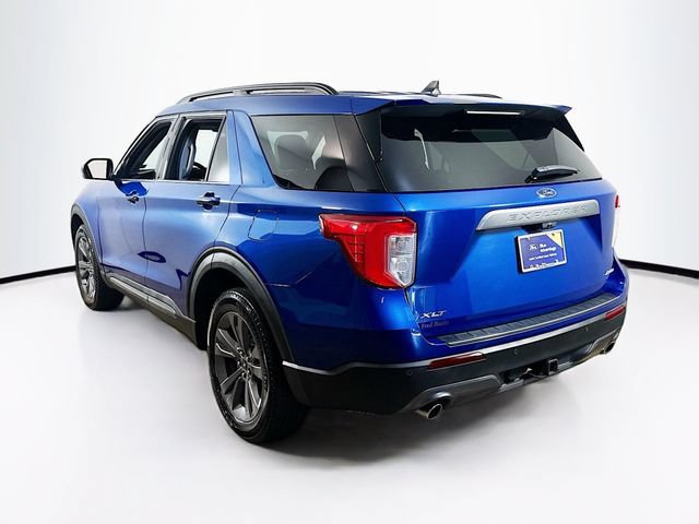 Certified 2023 Ford Explorer XLT w/ Equipment Group 202A AWD/4WD image 7