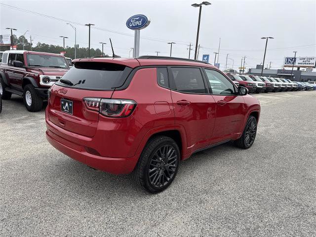 Used 2022 Jeep Compass Limited image 4