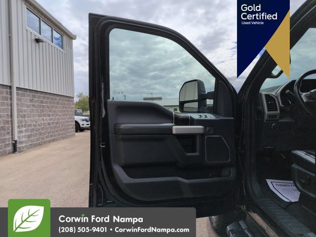 Certified 2022 Ford F350 Lariat w/ Black Appearance Package AWD/4WD image 12