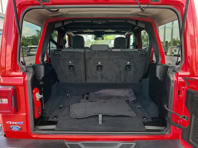 Used 2024 Jeep Wrangler Unlimited Sahara AWD/4WD image 7